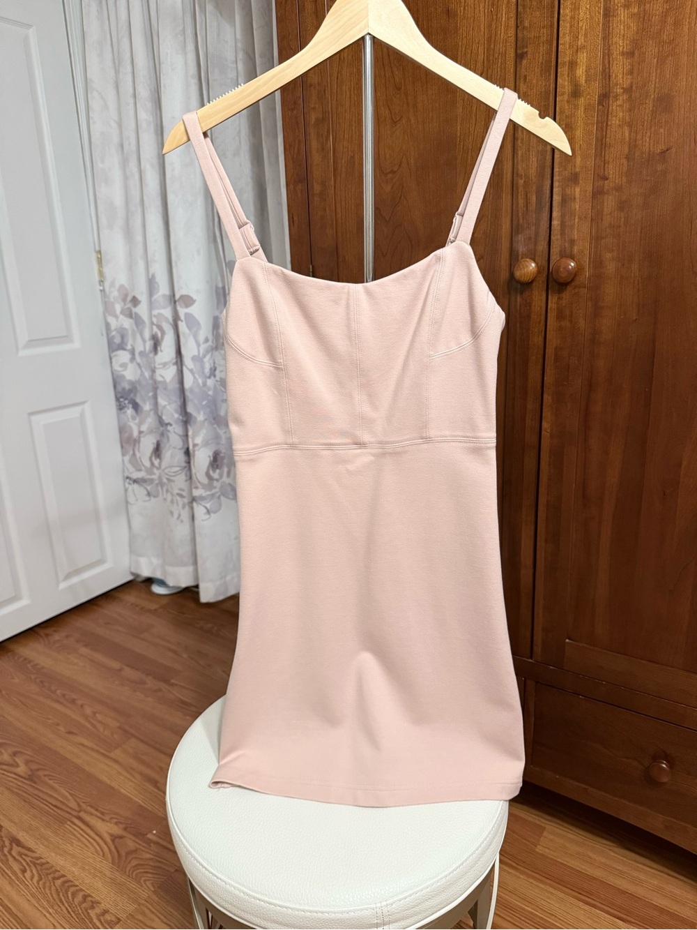 Aritzia Babaton women’s Blush Pink Slip Dress -